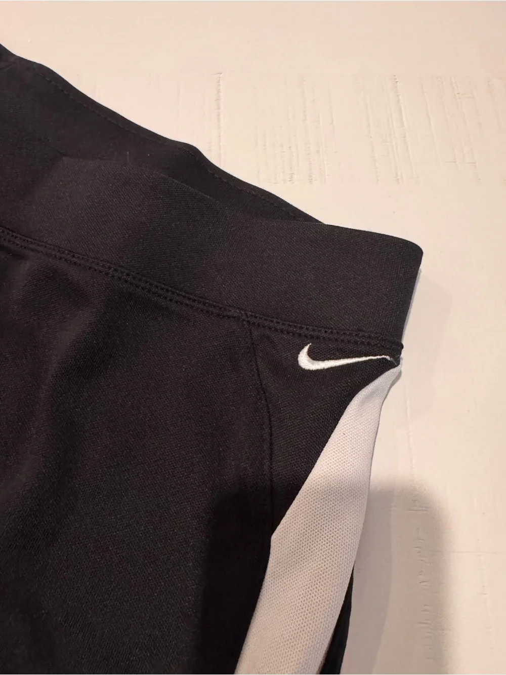 Y2K 2000s Nike Black Capri track pants with White/Pink Side Stripes